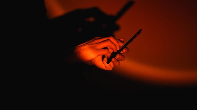 3 red flags that job posting is a scam – and how to verify safely