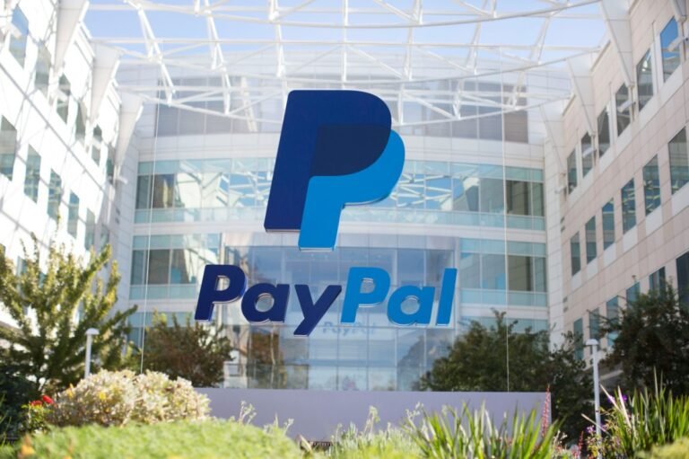 PayPal says it’s ‘becoming a technology company again.’ That means AI.